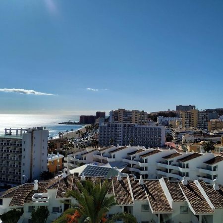 Deluxe Apartment In Benalbeach With Beach Views Беналмадена Екстериор снимка
