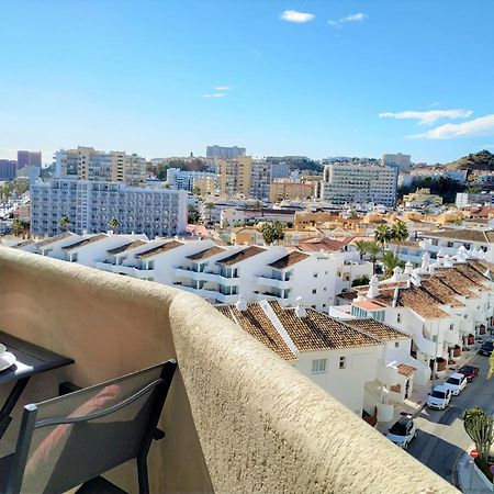 Deluxe Apartment In Benalbeach With Beach Views Беналмадена Екстериор снимка